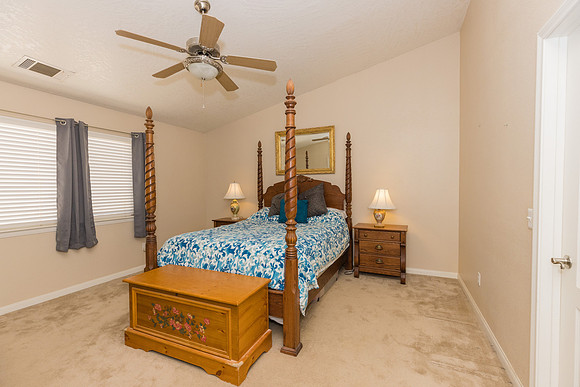 1 1275 E Broadway  -067