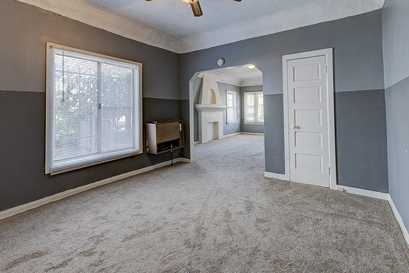 5847 Ernest Ave-013