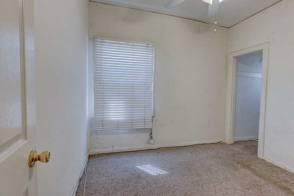 5847 Ernest Ave-043