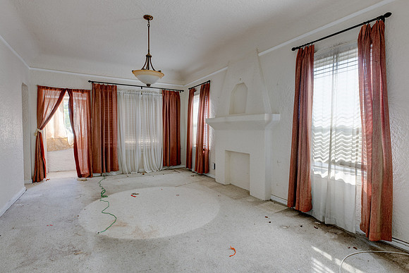 5847 Ernest Ave-076
