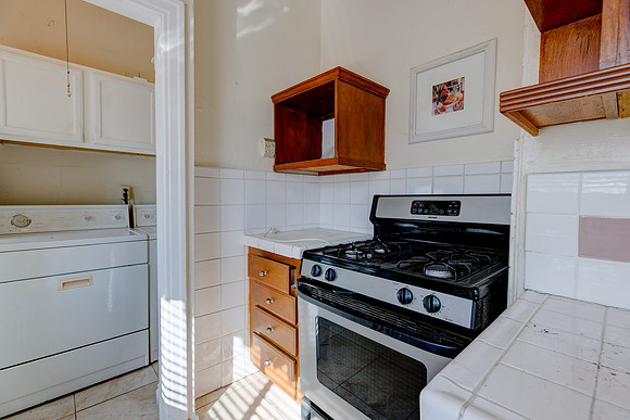 5847 Ernest Ave-088