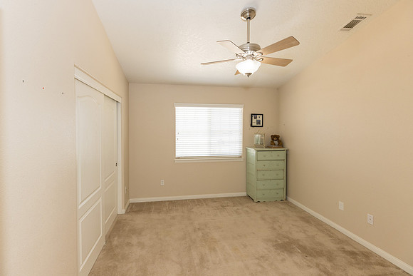 1 1275 E Broadway  -001