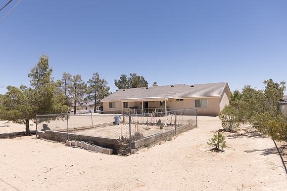 1 1275 E Broadway  -089
