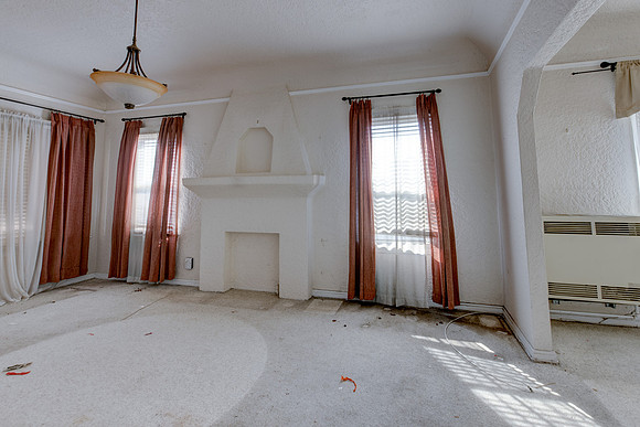 5847 Ernest Ave-072