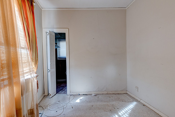 5847 Ernest Ave-095
