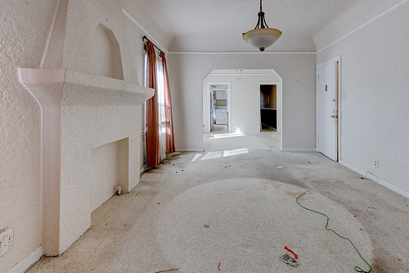 5847 Ernest Ave-081