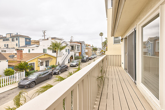 55 61st st exterior-008