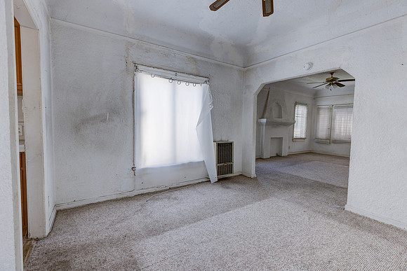 5847 Ernest Ave-071