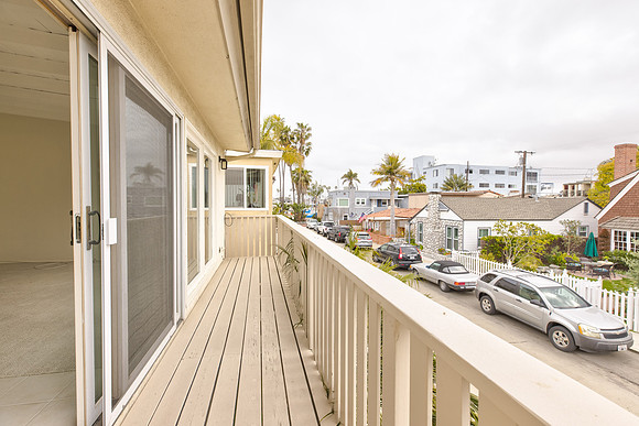 55 61st st exterior-006