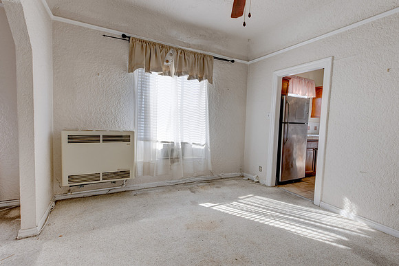 5847 Ernest Ave-083