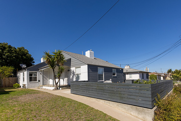 Exterior-001