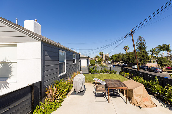 Exterior-009