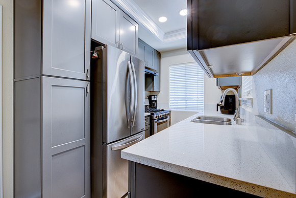 26137 Frampton Ave E Interior-20