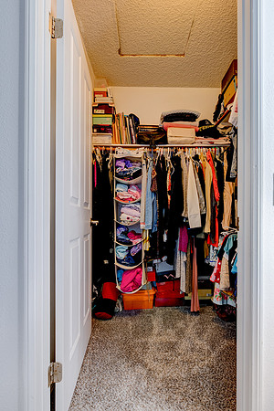 26137 Frampton Ave E Interior-8