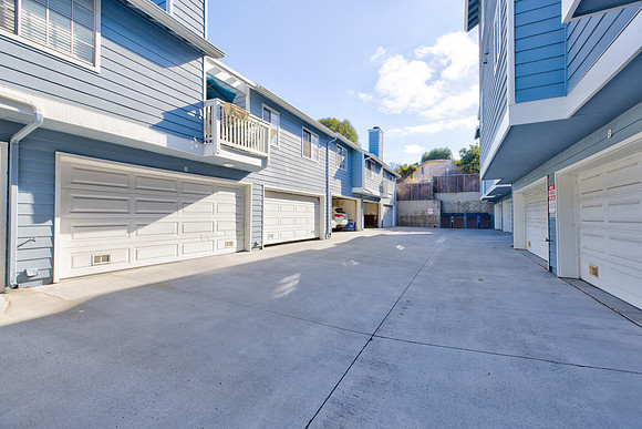 26137 Frampton Ave E-10