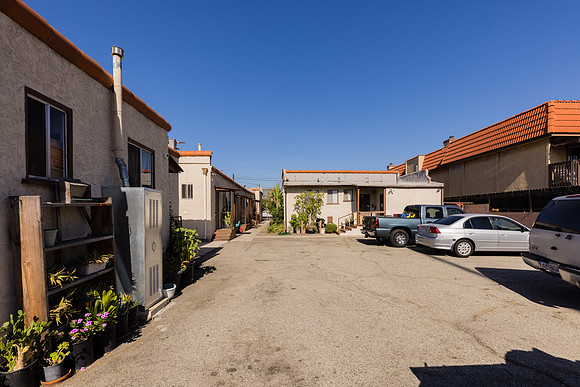 428 W Oliver St San Pedro-010