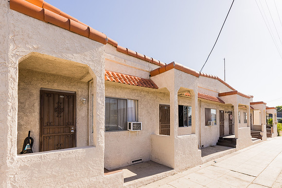 428 W Oliver St San Pedro-005