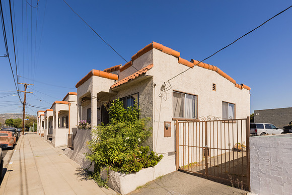 428 W Oliver St San Pedro-003