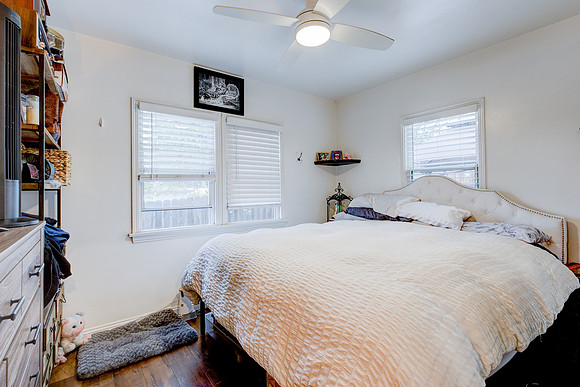 Interior 616 Sheldon Street-026