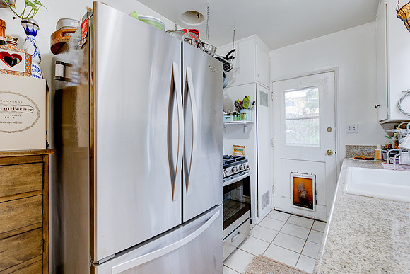 Interior 616 Sheldon Street-014