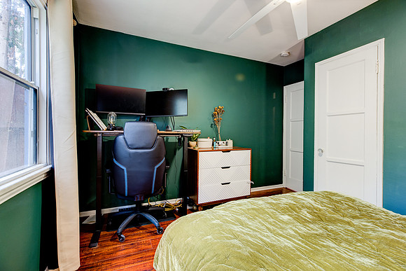 Interior 616 Sheldon Street-058