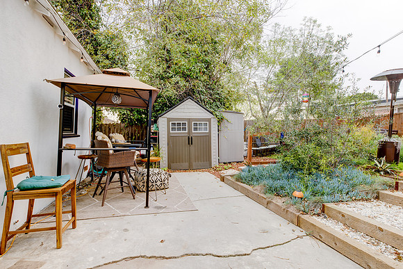 Exterior 616 Sheldon Street-008