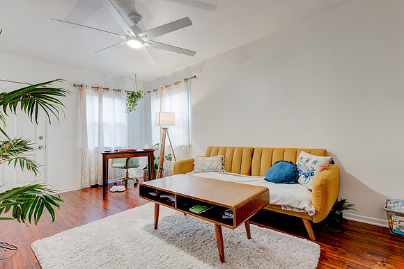 Interior 616 Sheldon Street-031