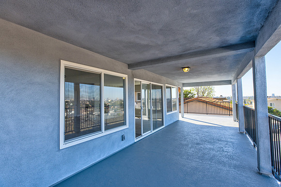 Exterior-009