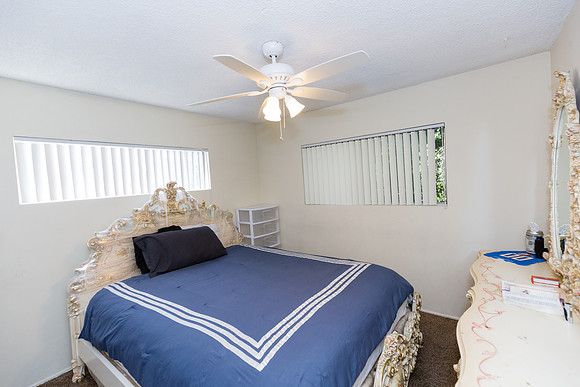 2115 Locust Ave - Real Estate Photographer Logn Beach-6