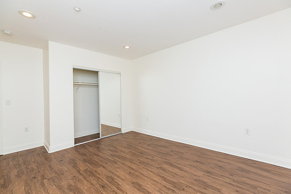 208 E 120th St - Real Estate Photographer Los Angeles - David England Photographer-51