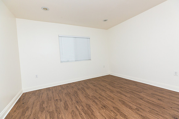 208 E 120th St - Real Estate Photographer Los Angeles - David England Photographer-30