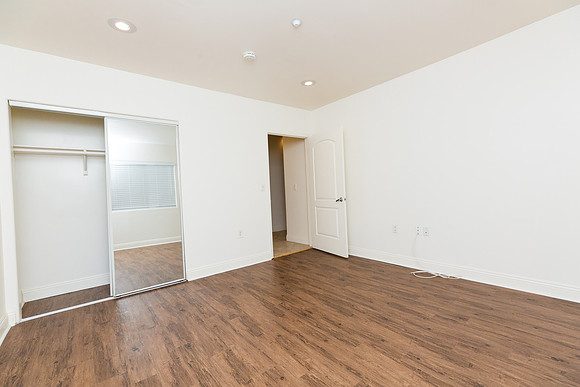 208 E 120th St - Real Estate Photographer Los Angeles - David England Photographer-35