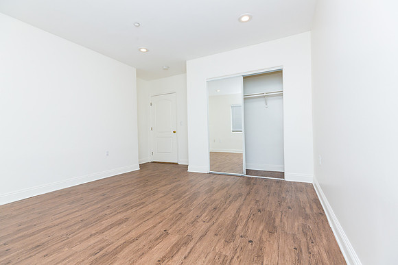 208 E 120th St - Real Estate Photographer Los Angeles - David England Photographer-57