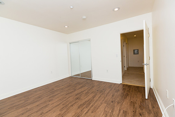 208 E 120th St - Real Estate Photographer Los Angeles - David England Photographer-40