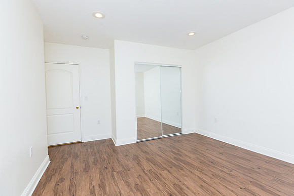 208 E 120th St - Real Estate Photographer Los Angeles - David England Photographer-60