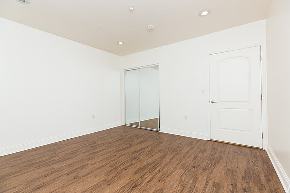 208 E 120th St - Real Estate Photographer Los Angeles - David England Photographer-41
