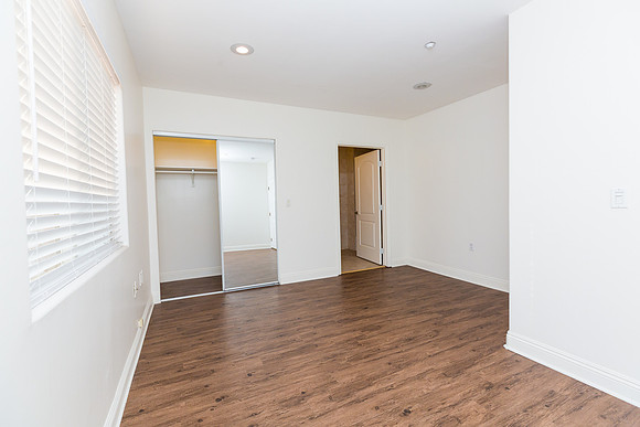 208 E 120th St - Real Estate Photographer Los Angeles - David England Photographer-66