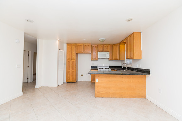 208 E 120th St - Real Estate Photographer Los Angeles - David England Photographer-12