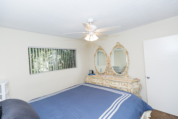 2115 Locust Ave - Real Estate Photographer Logn Beach-10