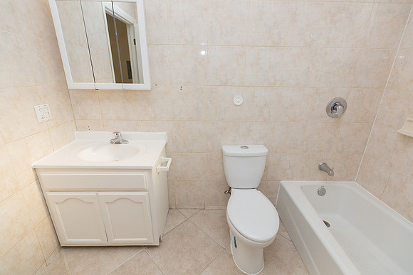 208 E 120th St - Real Estate Photographer Los Angeles - David England Photographer-94