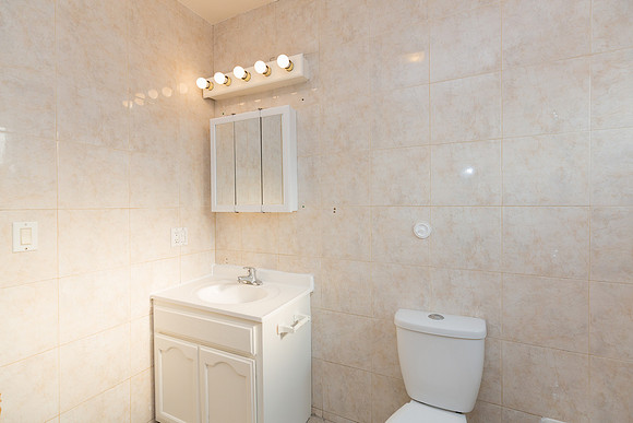 208 E 120th St - Real Estate Photographer Los Angeles - David England Photographer-91