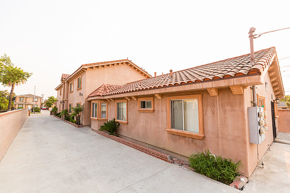 208 E 120th St - Real Estate Photographer Los Angeles - David England Photographer-6