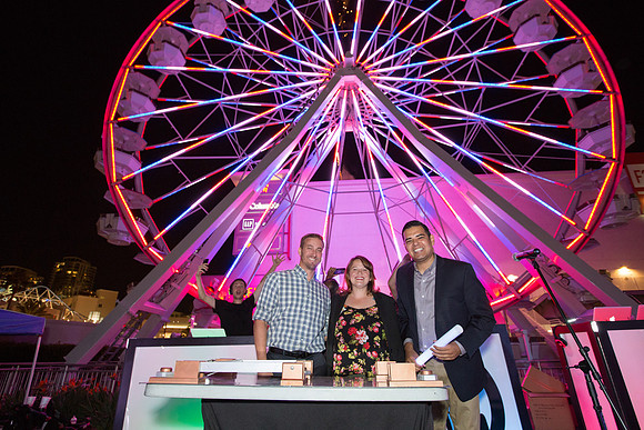 Light The Night Pike Outlets-12
