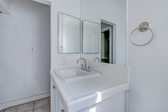 2639 Highland Ave Santa Monica Interior-024