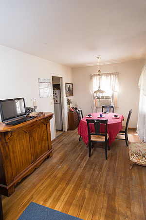2569 Spruce St-8