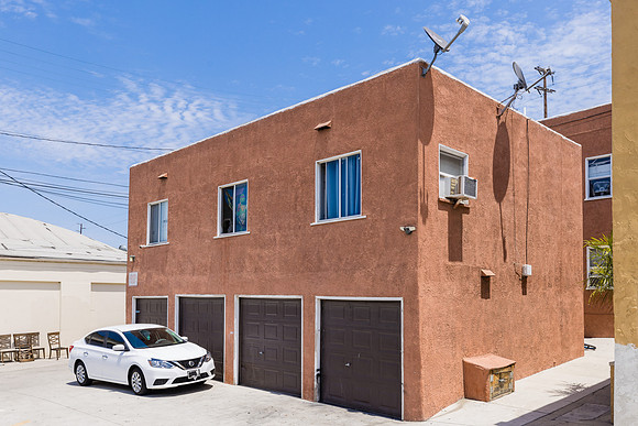 1409 Magnolia Ave Front-012