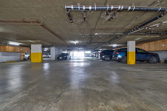 456 Mrytle St Exterior-018