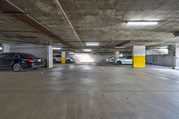 456 Mrytle St Exterior-020