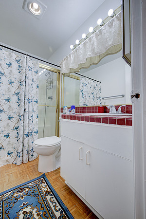 456 Mrytle St Interior-011