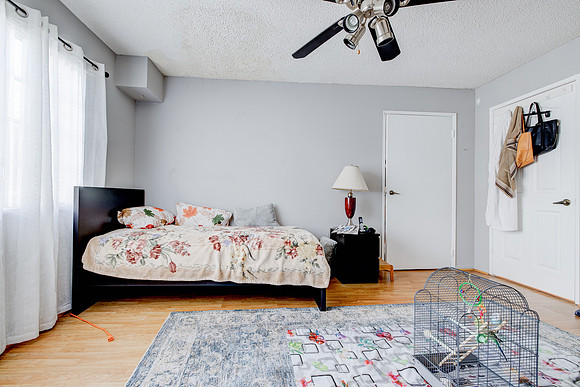456 Mrytle St Interior-020